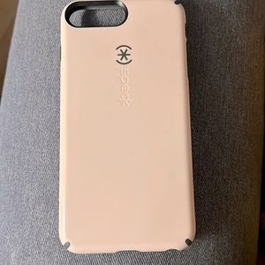 Speck I phone 7 plus case light pink and grey